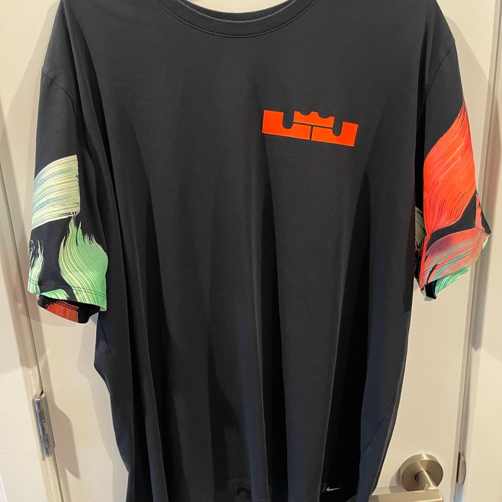 Nike Men's Black Tee with Red and Green Sleeve Design LeBron